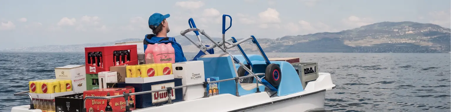 Livraison sur pedalo